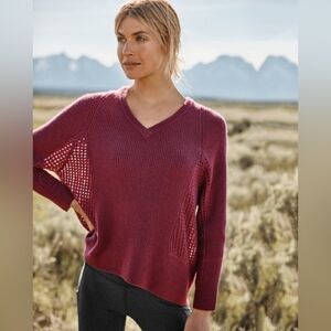Garnet Hill 100% Cashmere Mesh Rib Knit Sweater Burgundy Size L Quiet Luxury NWT